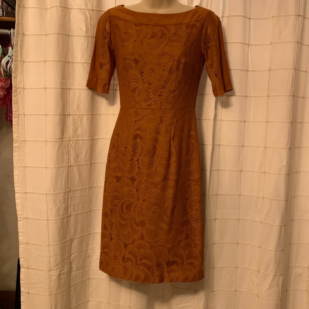 ANTONIO MELANI, form fitting gorgeous dress. Size 0. 👗👗👗👗👗